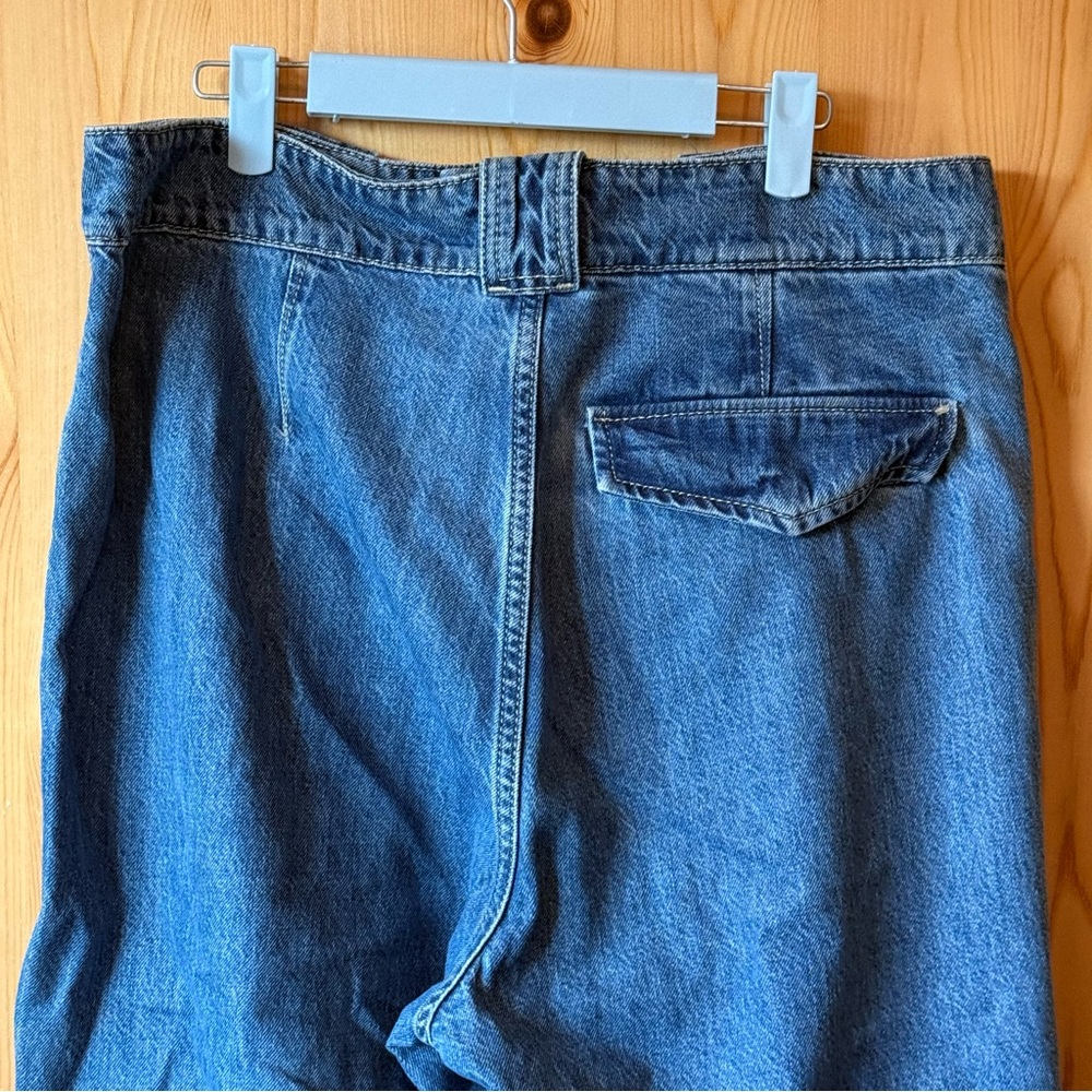 M Jeans Maurices Barrel Leg High Rise Distressed Denim Size 16 Short 35 x 27 - Picture 8 of 15